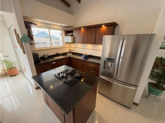 Apartamento de 5 alcobas en venta en La Ceja, 134 m² · foto 4 de 10
