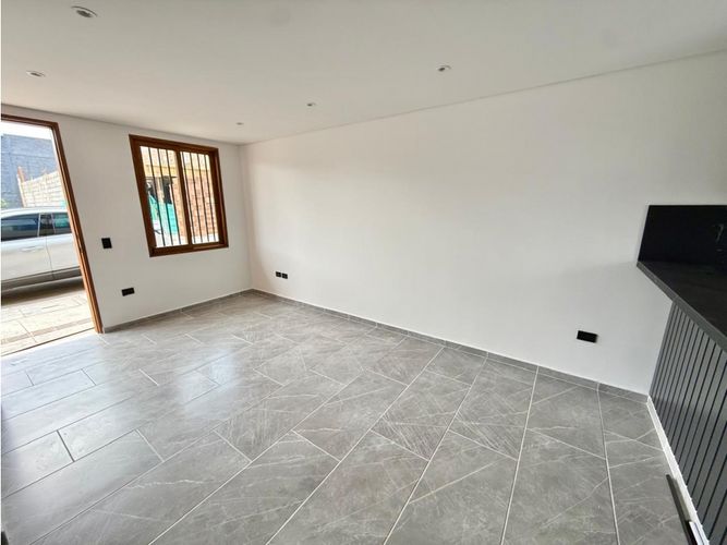 Casa de 4 alcobas en venta en El Tambo, La Ceja, 140 m² · foto 3 de 15