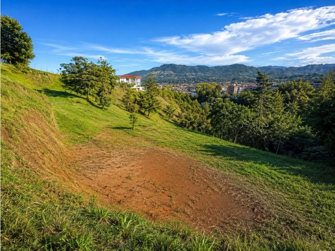 Lote en venta en San Nicolas, La Ceja, 3060 m² · foto 3 de 6