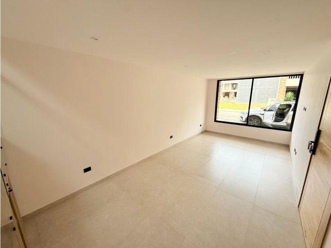 Casa de 3 alcobas en venta en Lomitas, La Ceja, 130 m² · foto 2 de 17
