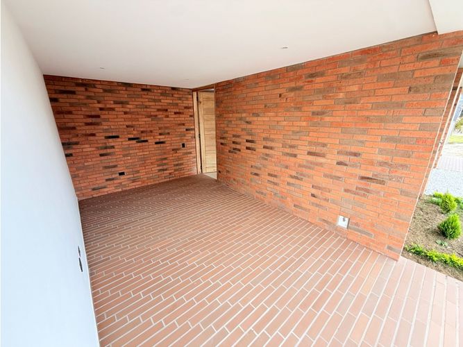 Casa de 3 alcobas en venta en Lomitas, La Ceja, 130 m² · foto 7 de 17