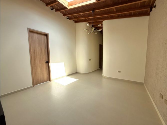 Casa de 3 alcobas en venta en La Ceja, 201 m² · foto 8 de 15