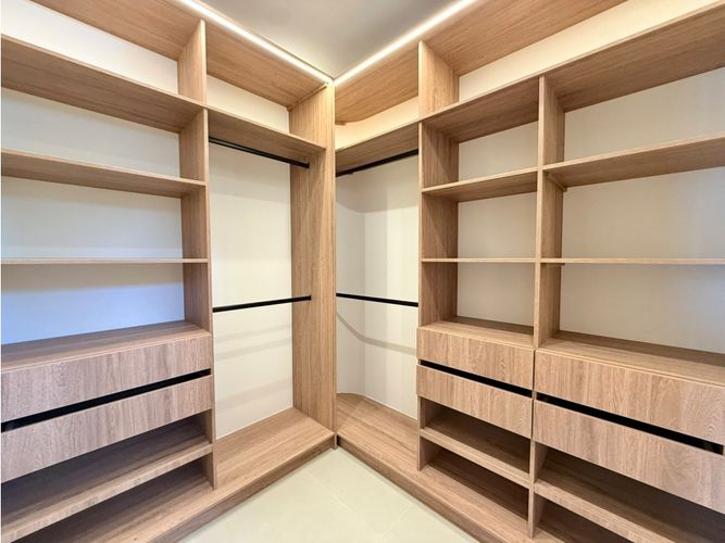 Casa de 3 alcobas en venta en La Ceja, 201 m² · foto 12 de 15