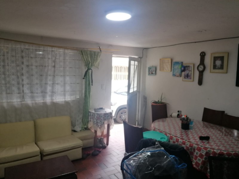 Casa en venta en Olarte, Bogotá · foto 3 de 18
