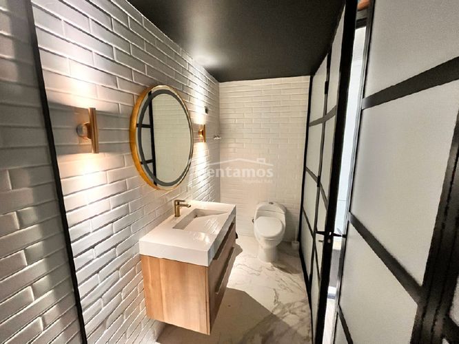 Oficina en arriendo en El Tesoro, Medellín, 72 m² · foto 6 de 24