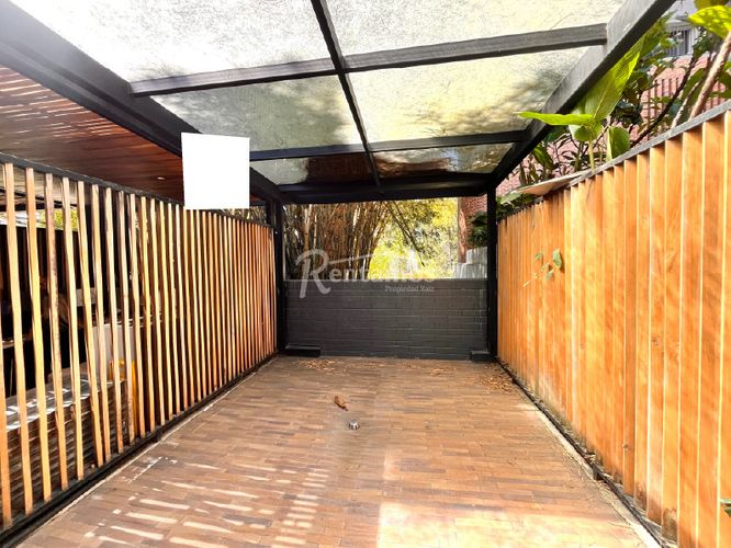 Oficina en arriendo en El Tesoro, Medellín, 72 m² · foto 9 de 24