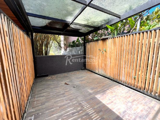 Oficina en arriendo en El Tesoro, Medellín, 72 m² · foto 10 de 24