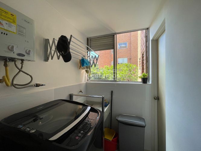 Apartamento de 3 alcobas en venta en El Diamante No. 2, Medellín, 84 m² · foto 18 de 24