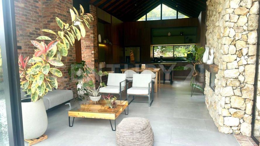 Casa de 2 alcobas en venta en El Tambo, La Ceja, 197 m² · foto 7 de 23