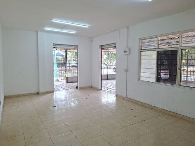 Local en arriendo en La Esmeralda, Cali, 80 m² · foto 4 de 7