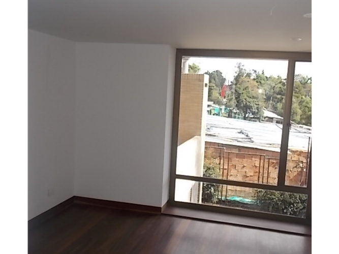 Apartamento de 4 alcobas en venta en Cerros De Suba, Bogotá, 270 m² · foto 4 de 12