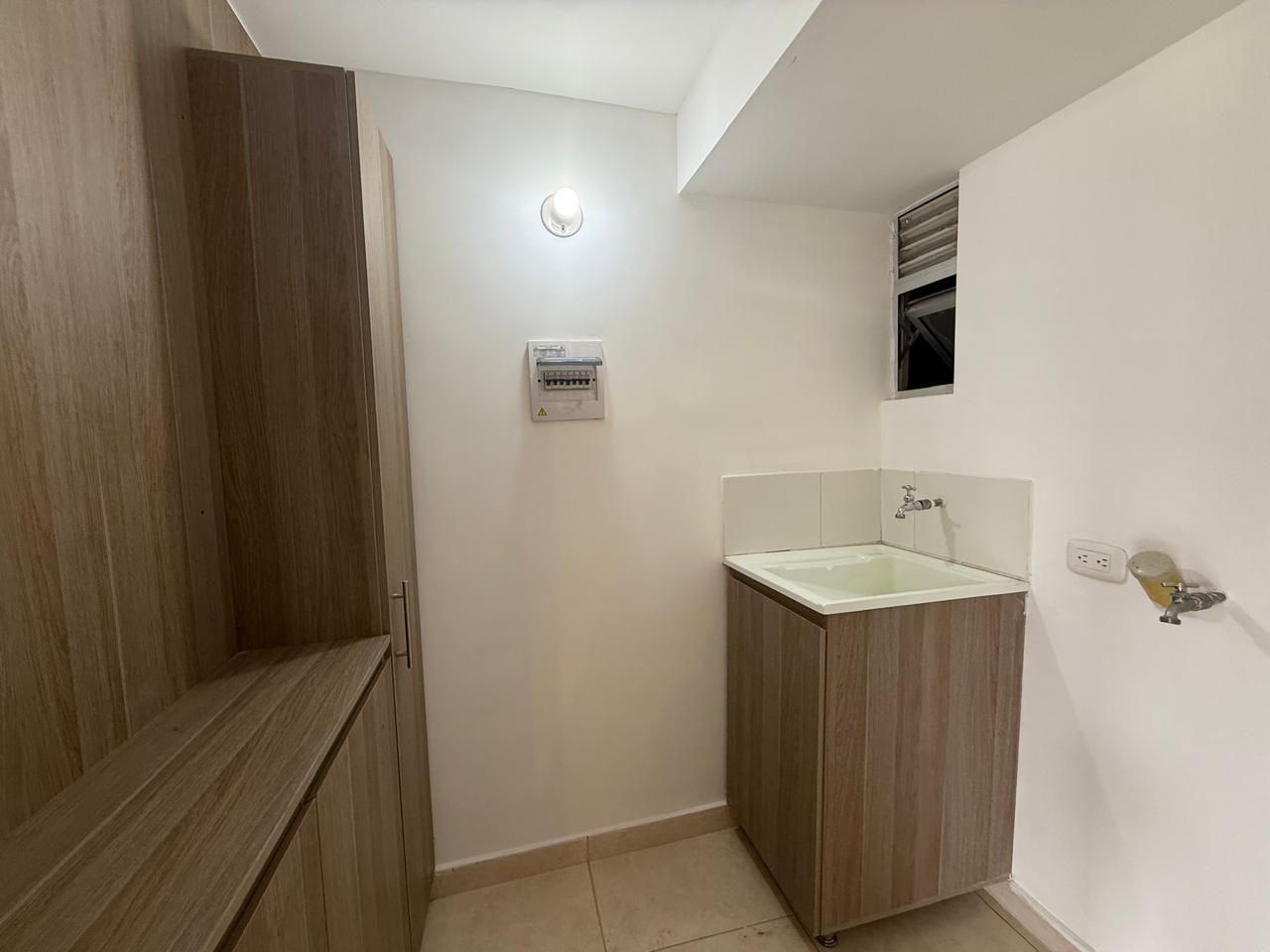 Apartamento en venta en La Prosperidad, Madrid 4