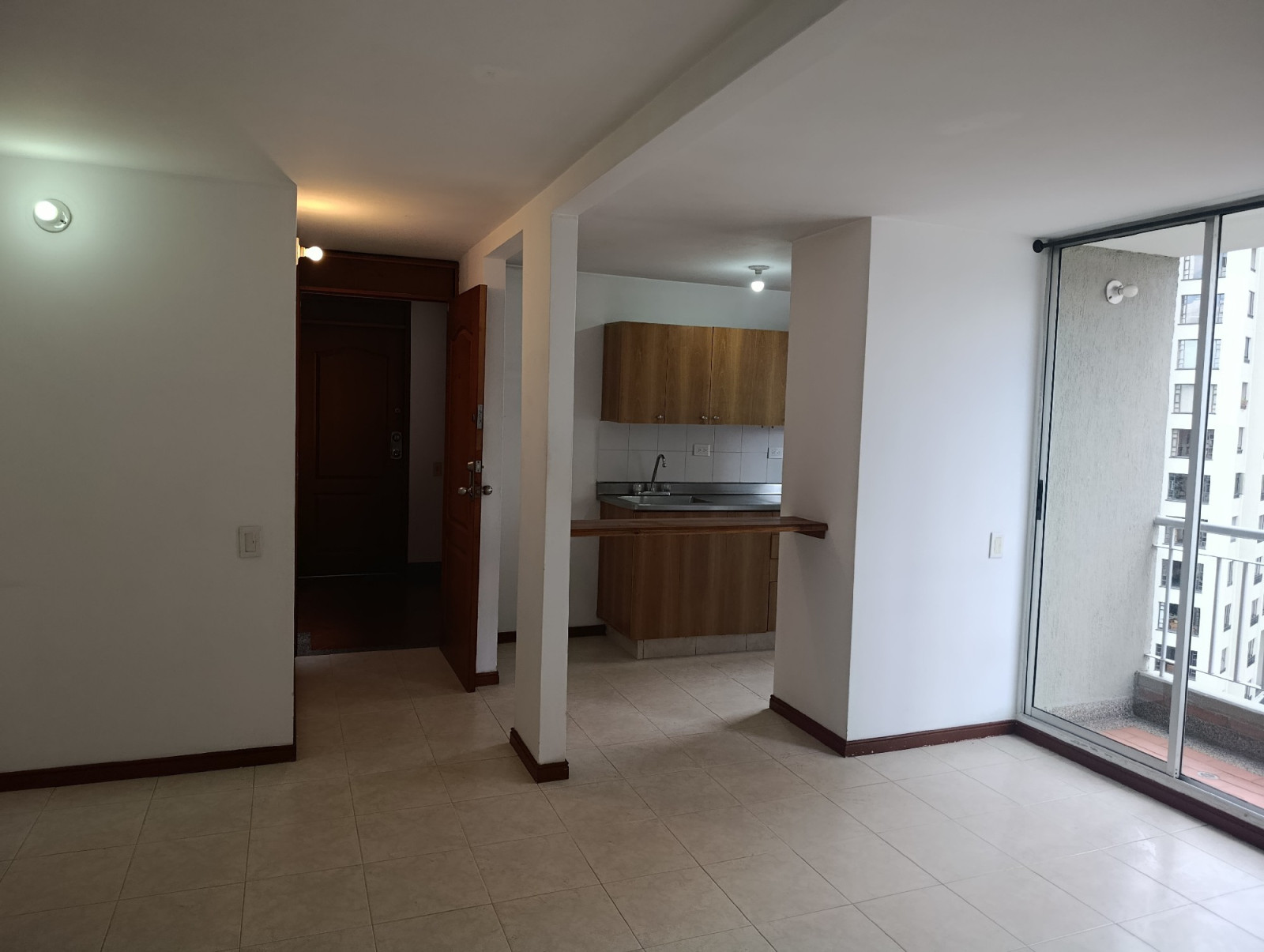Apartamento en venta en Castropol, Medellín 3