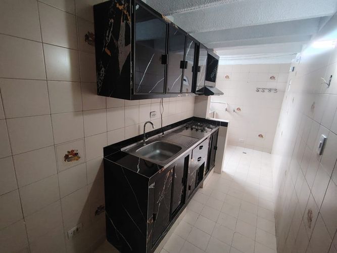 Apartamento de 3 alcobas en venta en Prados Del Norte, Cali, 85 m² · foto 3 de 19