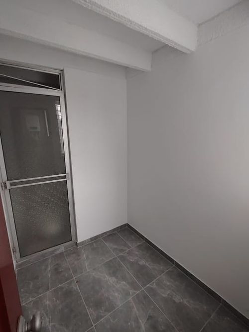 Apartamento de 3 alcobas en venta en Prados Del Norte, Cali, 85 m² · foto 12 de 19