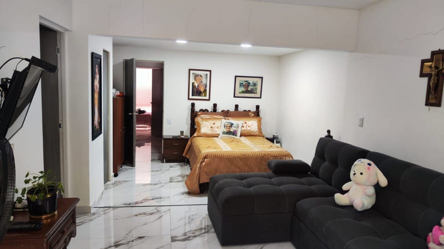 Casa de 3 alcobas en venta en Diego Echavarría, Medellín, 155 m² · foto 6 de 22