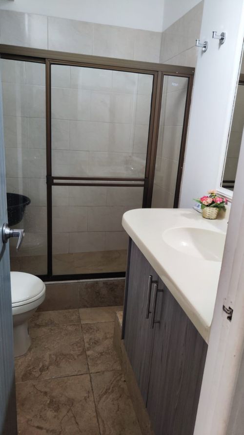 Casa de 3 alcobas en venta en Diego Echavarría, Medellín, 155 m² · foto 22 de 22