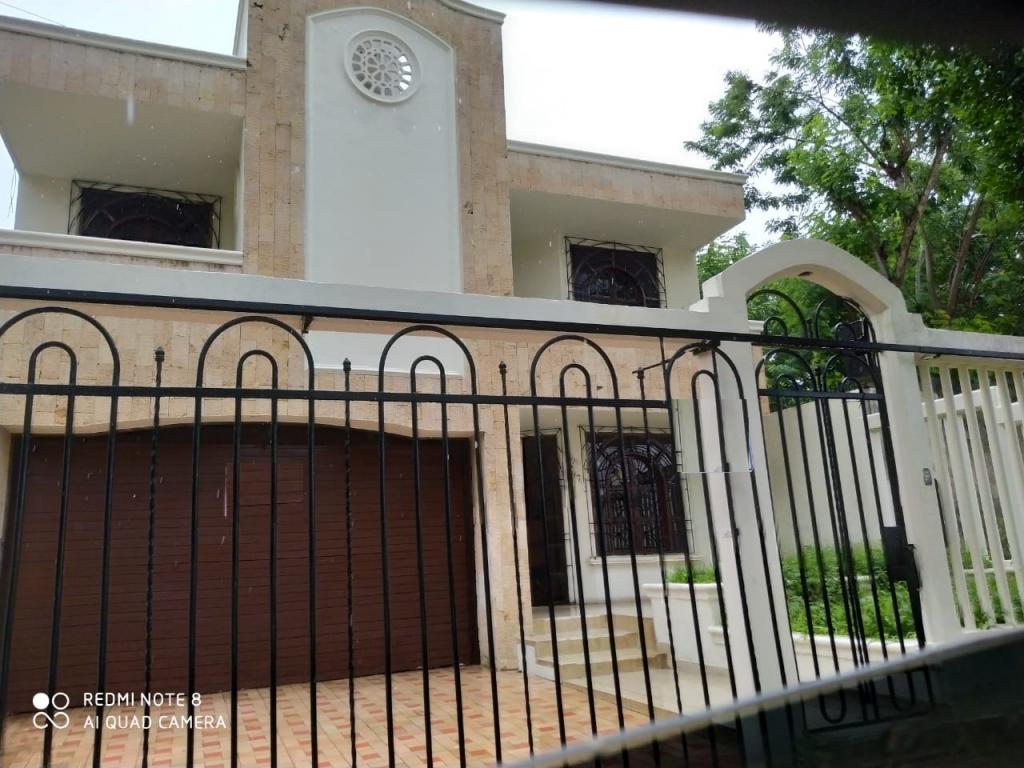 Departamento en alquiler bajo precio de mercado en Altos del prado