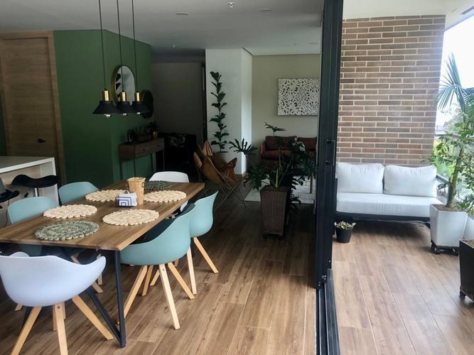 Apartamento de 1 alcoba en venta en Loma De Las Brujas, Envigado, 63 m² · foto 6 de 12