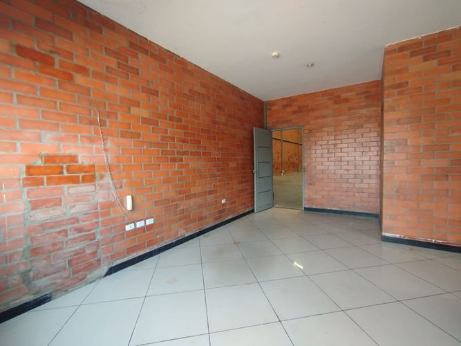 Bodega en arriendo en Arroyohondo, Yumbo, 584 m² · foto 3 de 24