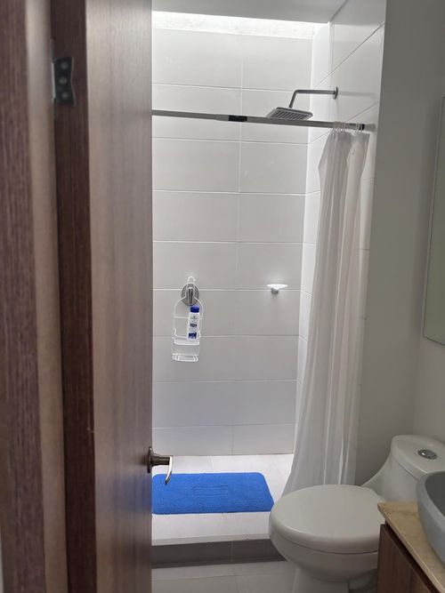 Casa de 3 alcobas en venta en Girardot, Girardot, 84 m² · foto 4 de 13