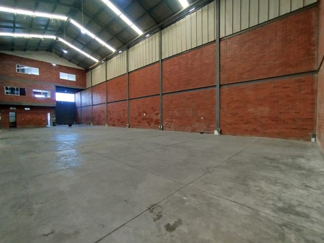 Bodega en arriendo en Arroyohondo, Yumbo, 584 m² · foto 11 de 24