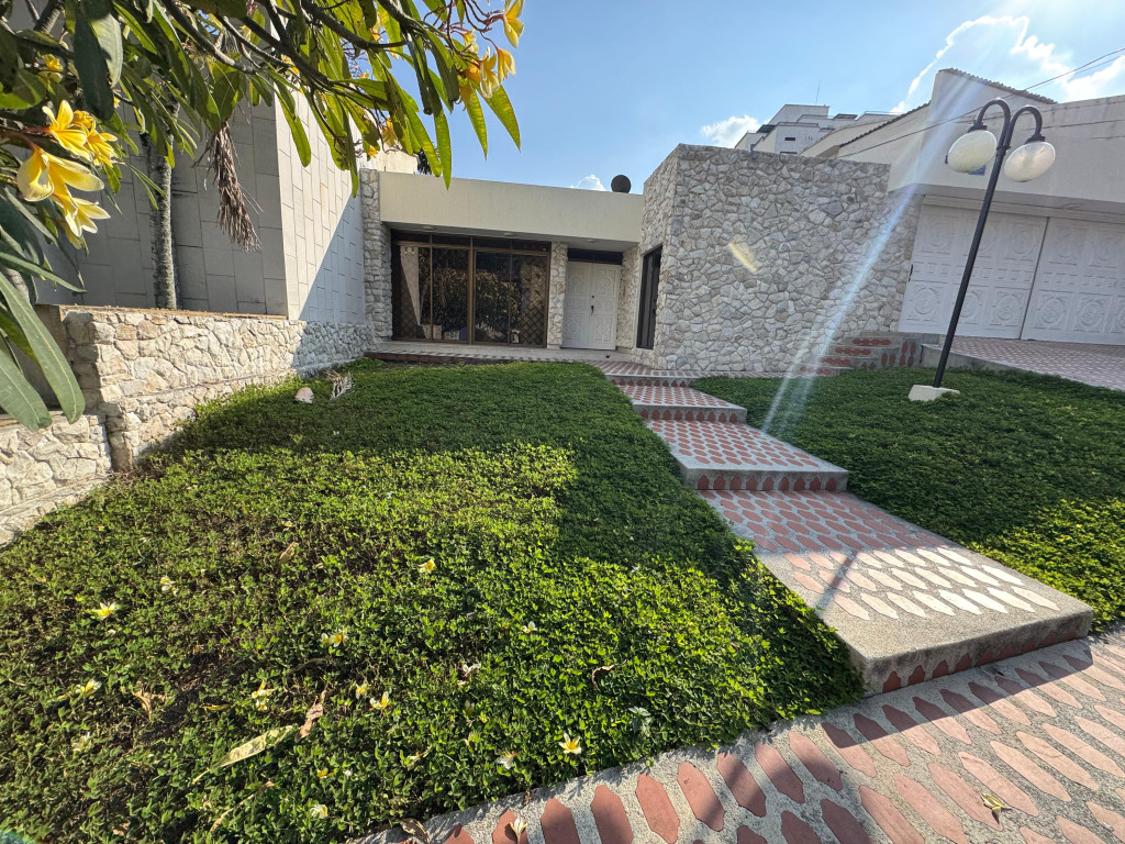 Casa en Venta en Miraflores, Cali