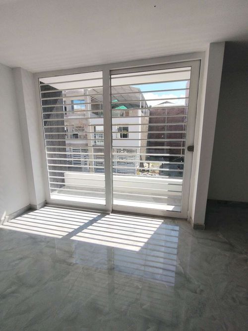 Casa de 5 alcobas en venta en Ciudad 2000, Cali, 206 m² · foto 12 de 24