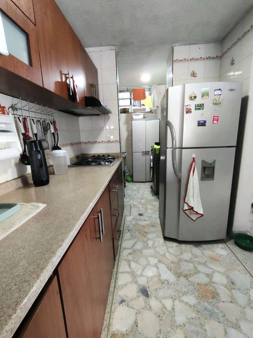 Apartamento de 4 alcobas en venta en Los Cambulos, Cali, 87 m² · foto 15 de 24