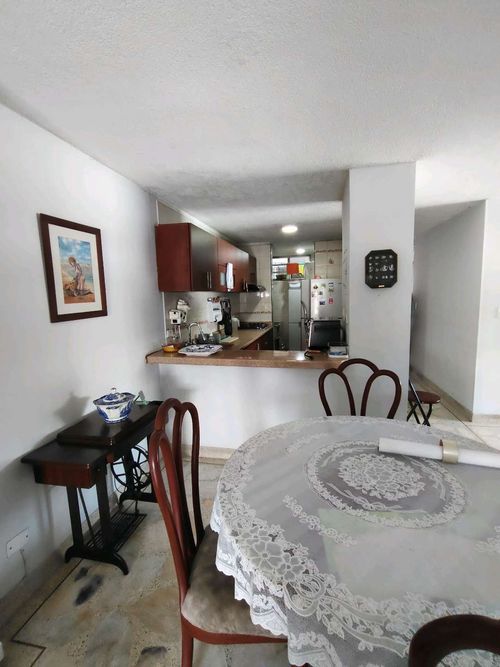 Apartamento de 4 alcobas en venta en Los Cambulos, Cali, 87 m² · foto 17 de 24