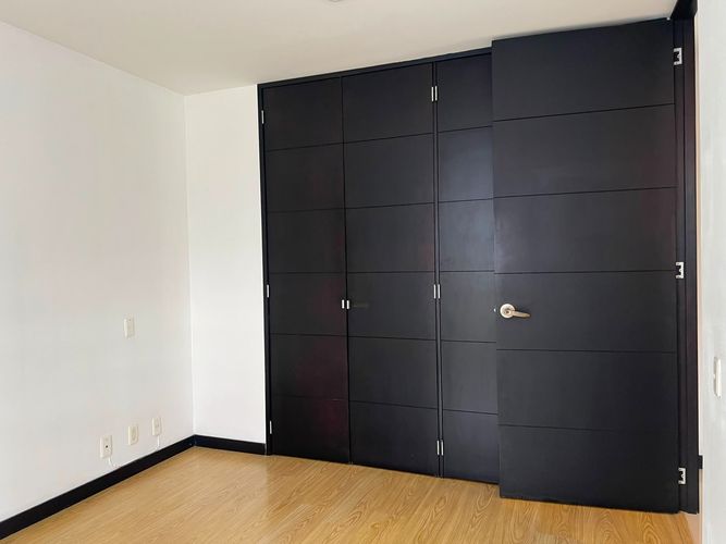 Apartamento de 2 alcobas en arriendo en El Poblado, Medellín, 90 m² · foto 8 de 16