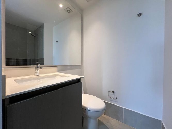 Apartamento de 2 alcobas en arriendo en El Poblado, Medellín, 76 m² · foto 8 de 16