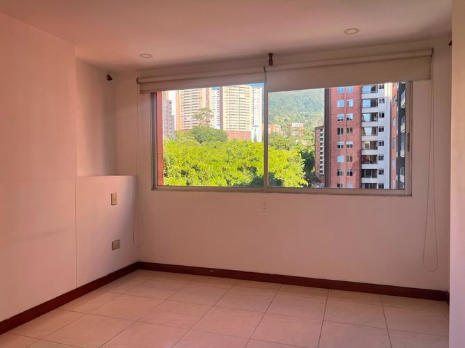 Apartamento de 3 alcobas en arriendo en Cumbres, Envigado, 90 m² · foto 15 de 16