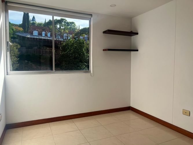 Apartamento de 3 alcobas en arriendo en Cumbres, Envigado, 90 m² · foto 13 de 16