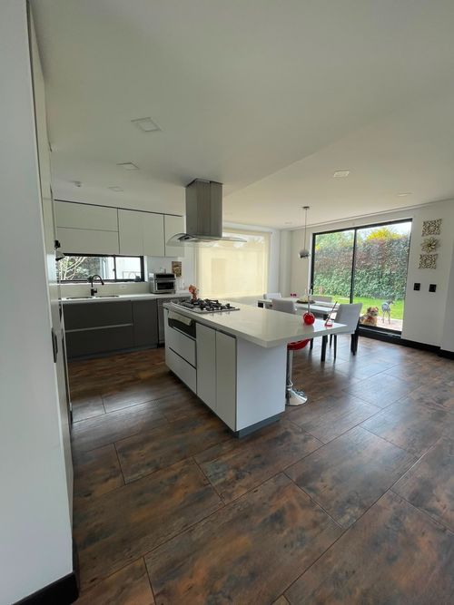 Casa de 3 alcobas en venta en Parcelas, Cota, 220 m² · foto 4 de 24