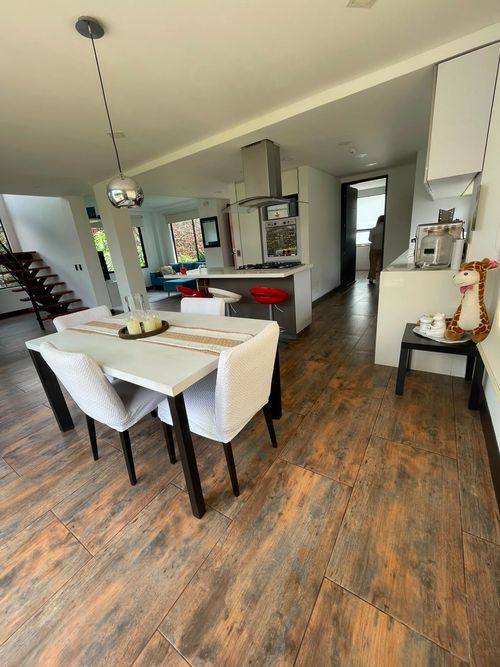 Casa de 3 alcobas en venta en Parcelas, Cota, 220 m² · foto 9 de 24