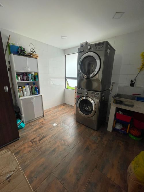 Casa de 3 alcobas en venta en Parcelas, Cota, 220 m² · foto 6 de 24