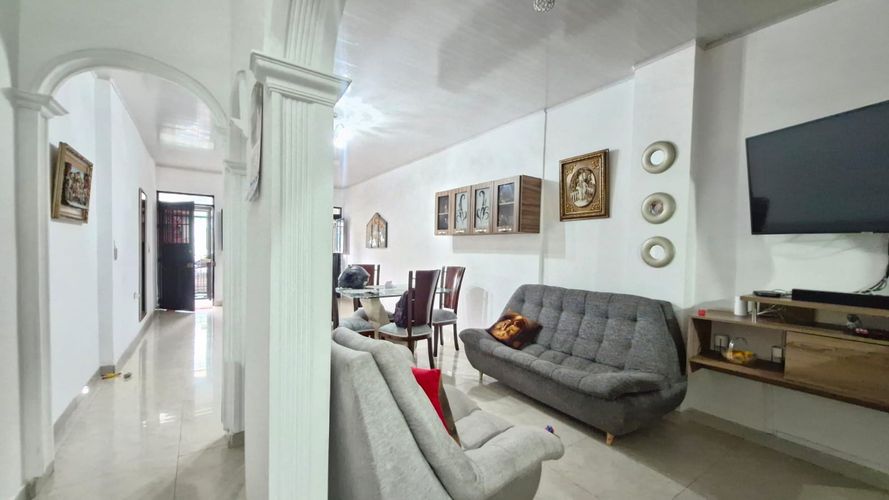 Casa de 4 alcobas en venta en El Sena, Cali, 165 m² · foto 2 de 18