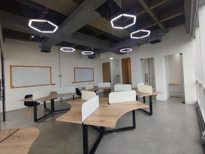 Oficina en arriendo en El Poblado, Medellín, 60 m² · foto 5 de 5