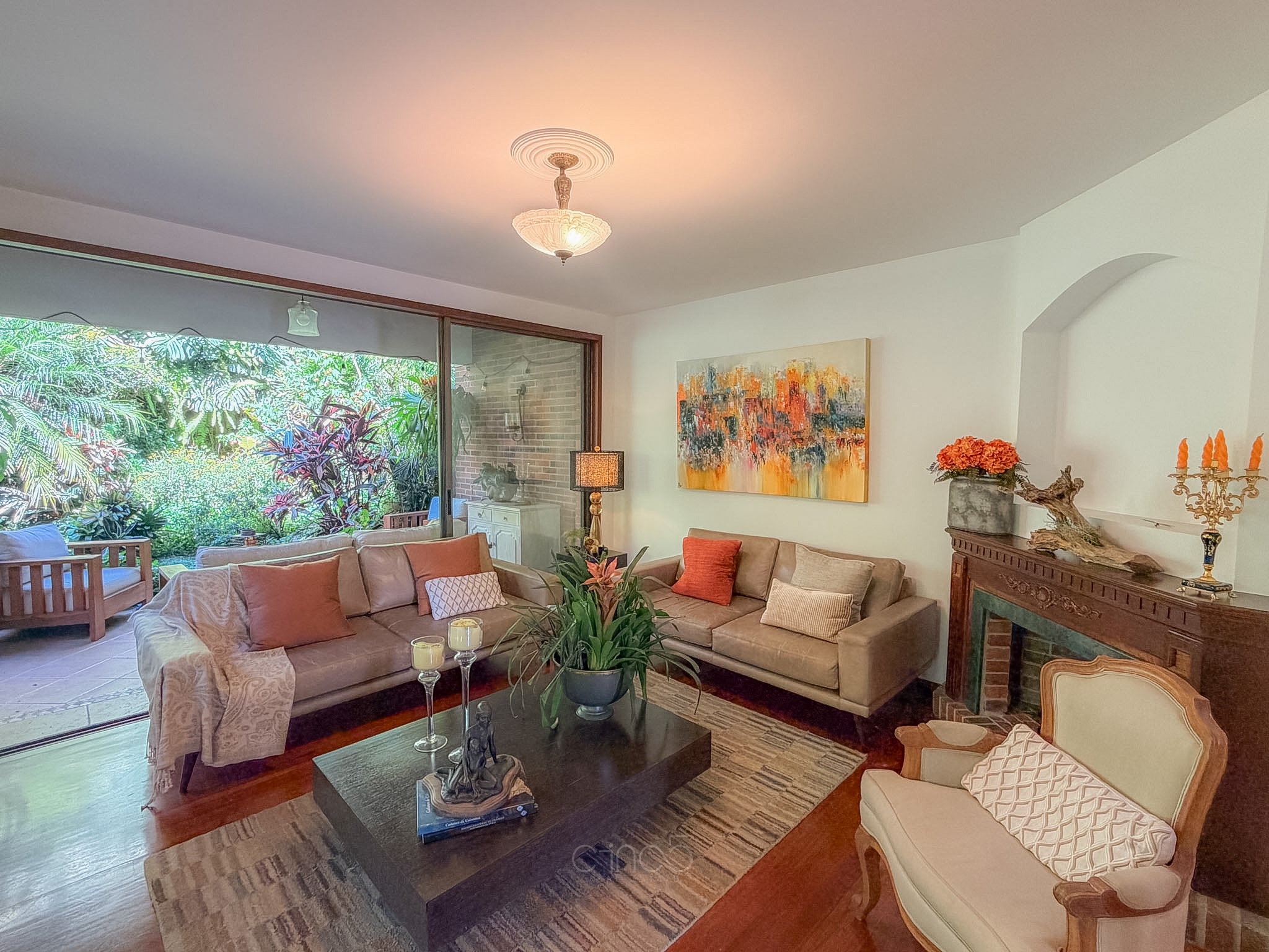 Casa en venta en Altos del poblado, Suroriente, Medellín [No disponible] 5