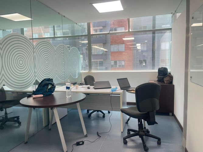 Oficina en arriendo en El Poblado, Medellín, 509 m² · foto 12 de 20