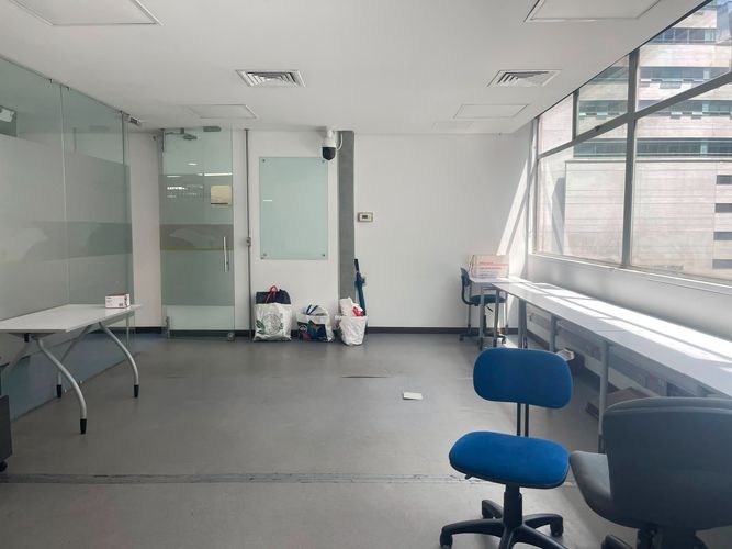 Oficina en arriendo en El Poblado, Medellín, 509 m² · foto 16 de 20