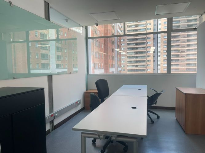 Oficina en arriendo en El Poblado, Medellín, 509 m² · foto 9 de 20