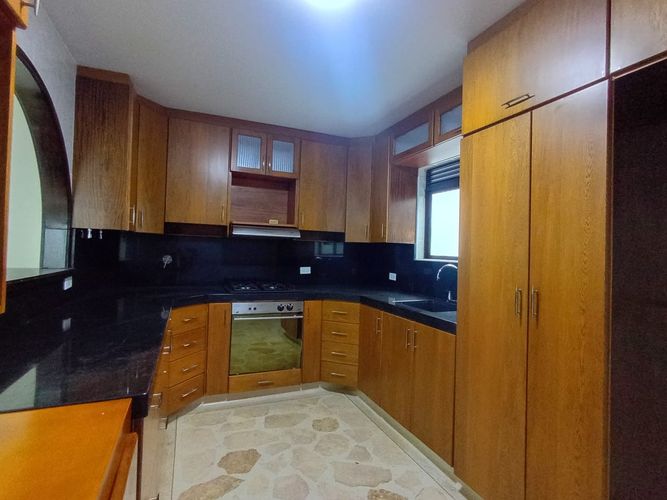 Oficina en arriendo en La America, Medellín, 190 m² · foto 8 de 20