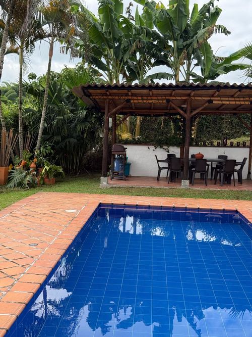Casa de 2 alcobas en venta en Vía El Caimo, Armenia, 900 m² · foto 3 de 24