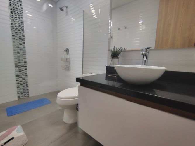 Apartamento de 3 alcobas en arriendo en El Poblado, Medellín, 125 m² · foto 17 de 19