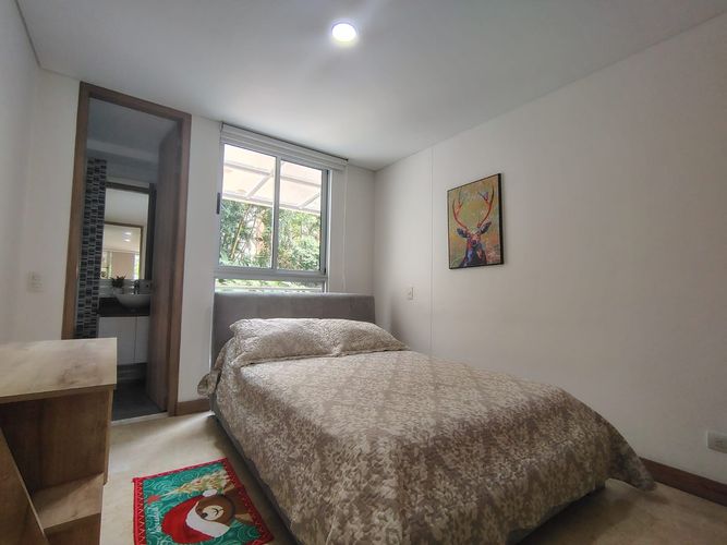 Apartamento de 3 alcobas en arriendo en El Poblado, Medellín, 125 m² · foto 14 de 19