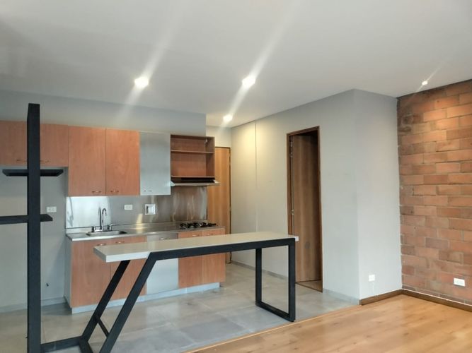 Apartamento de 1 alcoba en arriendo en El Poblado, Medellín, 62 m² · foto 3 de 13