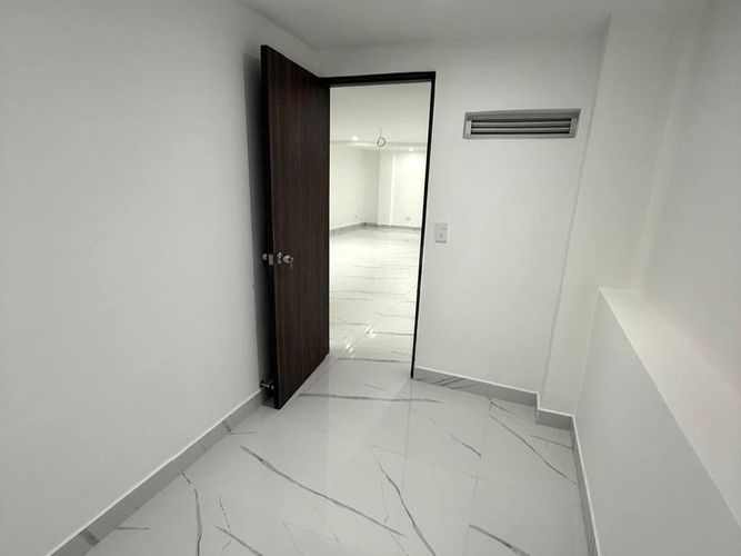 Casa de 3 alcobas en venta en Vegas De La Doctora, Sabaneta, 380 m² · foto 3 de 15