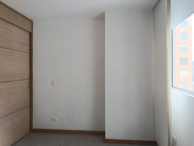 Apartamento de 2 alcobas en arriendo en El Poblado, Medellín, 100 m² · foto 9 de 18